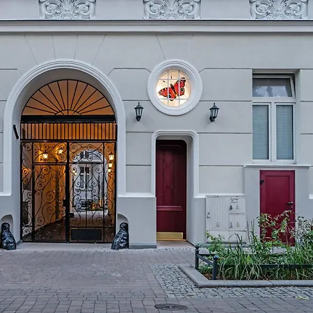 - Fireplace, Location By Rentujemy Apartament *